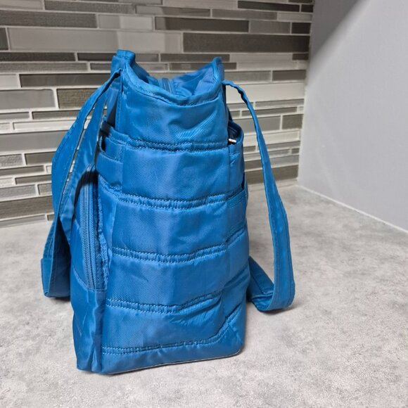 Lug Blue Quilted Travel Bag with Matching Zippered Change Purse - Picture 12 of 16